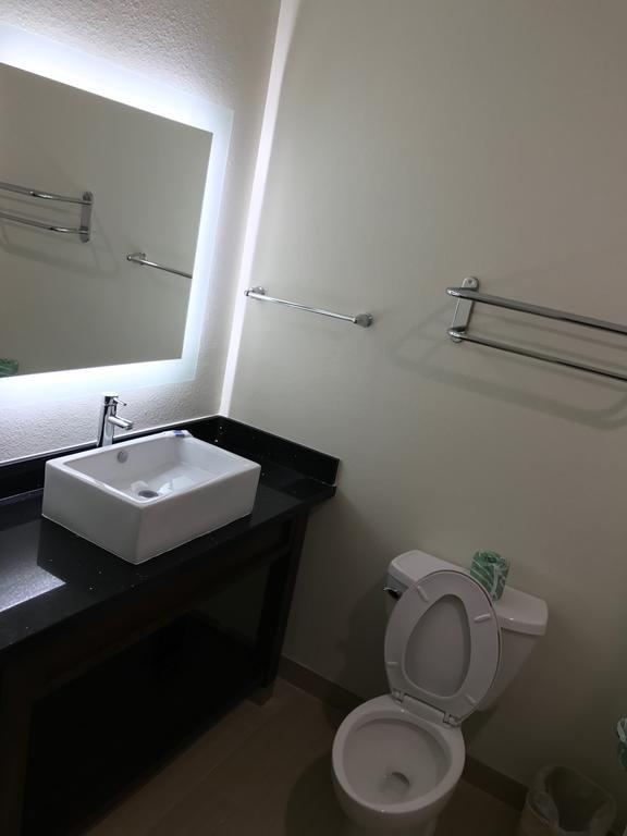 Americas Best Value Inn & Suites Spring / N. Houston Dış mekan fotoğraf